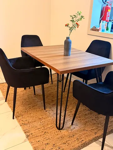 Modern Dining Set (Hairpin Table + 4 Velvet Chairs) & Large Rug - Like New!