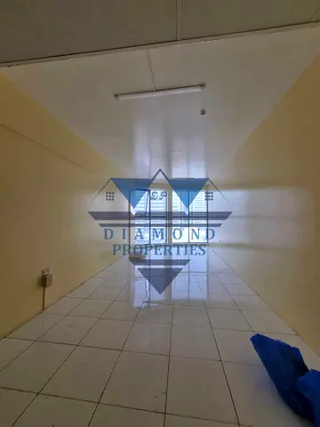 ABU SHAGARA 3BHK APARTMENT BIG //CENTRAL AC // GOOD LOCATION NEAR NASTO//RENT ONLY 43K