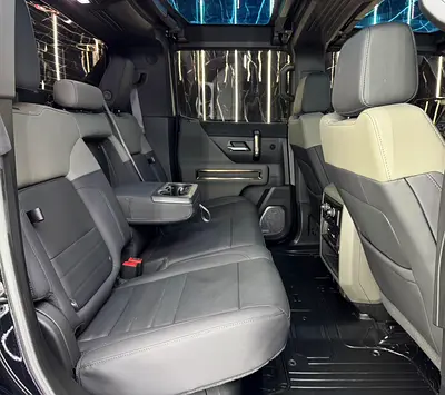 صورة 19 لـ 2024 GMC HUMMER