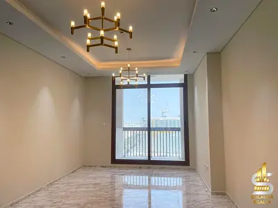Luxury 1-Bed Apartment | Large Layout | Avenue Residence 4