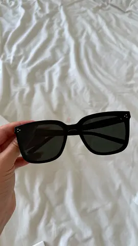 Gentle monster Black Oversized Square Sunglasses - absolutely New Condition