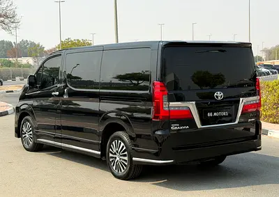 صورة 4 لـ 2023 Toyota GRANVIA