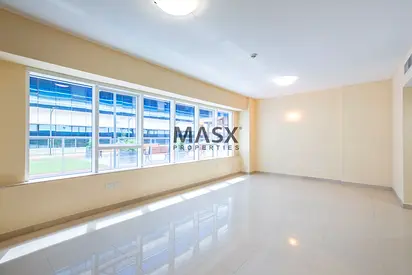Move In Ready | Spacious 3 Bedroom | Walking distance to Mall of Emirates
