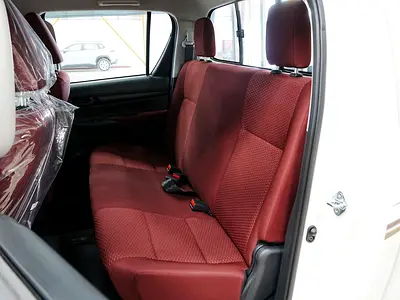 2026 Toyota HILUX 照片 16