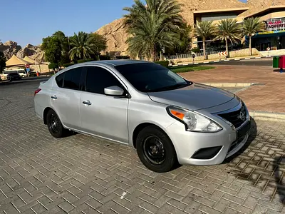 2019 Nissan VERSA photo 5