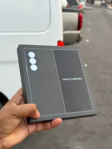 Samsung galaxy Zfold 8 Ultra 256GB