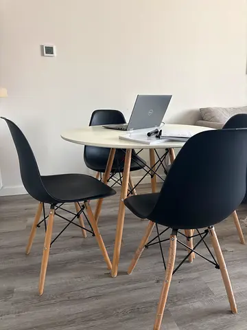 4 seater Dining Table