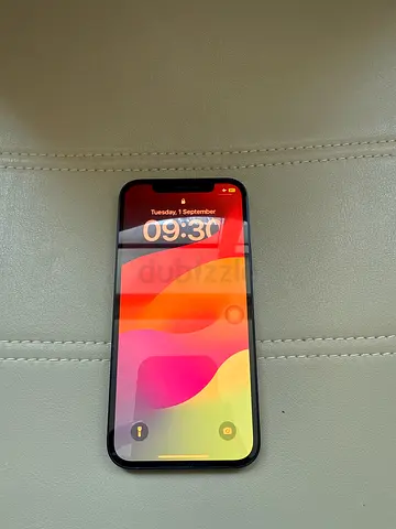 APPLE iPhone 12 - 64gb Black - 1 Owner like new - 89% Battery