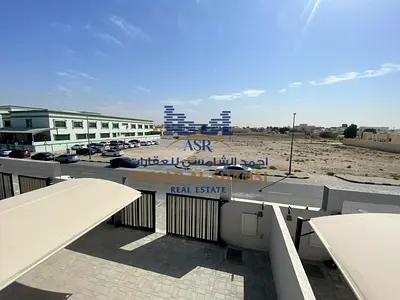Like a Brand New 4 Bedroom Villa || Private Lawn || Covered Parking || Ready To Move