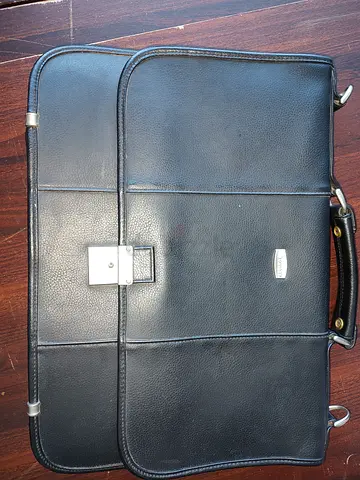 Delsey leather laptop bag