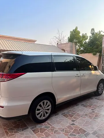 2018 Toyota PREVIA — фото 3