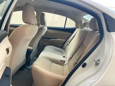 2022 Toyota YARIS 照片 14