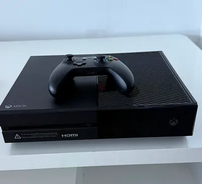 Xbox One with controller for Sale