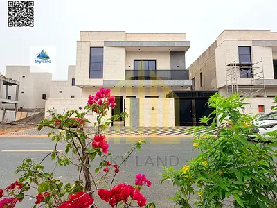 Villa for sale, 3 floors – includes AC, electricity, and water fees – freehold – directly from the owner – close to amenities