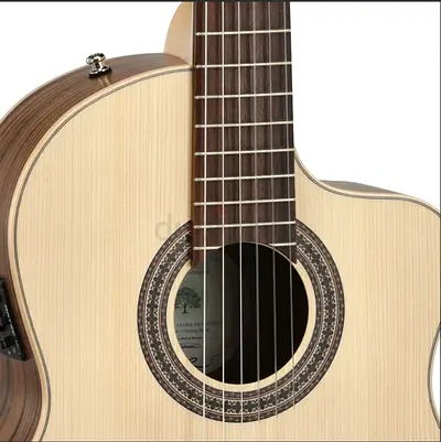 🎸 Private Guitar Lessons - Anywhere in Dubai!