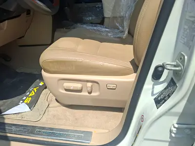 2013 Toyota LAND CRUISER 照片 5