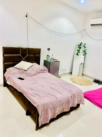Room for rent only for ladies