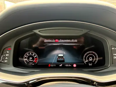 2025 AUDI RS Q8 photo 14