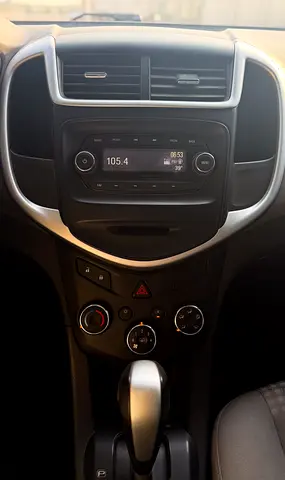 2019 Chevrolet AVEO 照片 16
