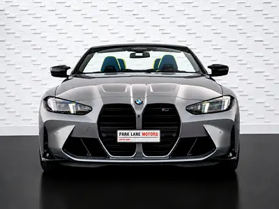2025 BMW M4 照片 2