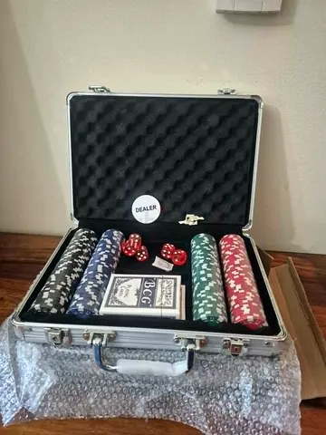 playing cards with chips