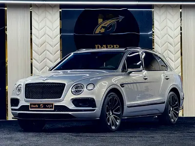 Bentley Bentayga 2018 // GCC // Mulliner // Monte Rosa