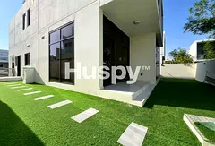 Standalone Villa | Pool Backing | Single Row