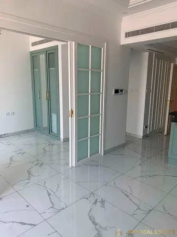 Spacious 1 BR | High Floor | Vacant