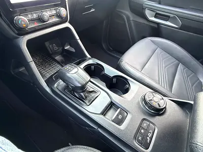 صورة مصغرة 17 لـ 2024 FORD EVEREST