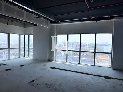 Sea View | Shell and Core | Vacant