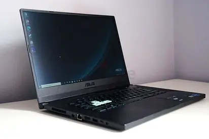 ASUS TUF - RTX 8GB, 32 GB DDR5, 1TB