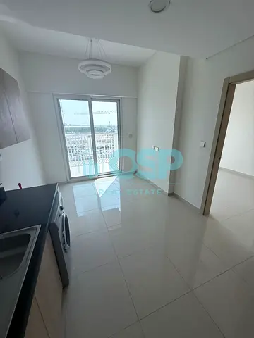 Modern 1BR Apartment | Navitas Tower A | Balcony & City View