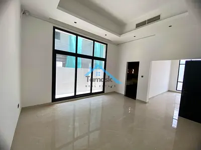 فرصة رائعة لمحبى السكن داخل منطقة العوير الاولى  مناسبة للسكن العائلى  مساحات واسعه تشطيب سوبر لوكس / للايجار فيلا بالعوير الاولى    تتكون من (5 غرف ن