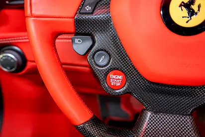 2017 Ferrari 488 GTB — миниатюра 16