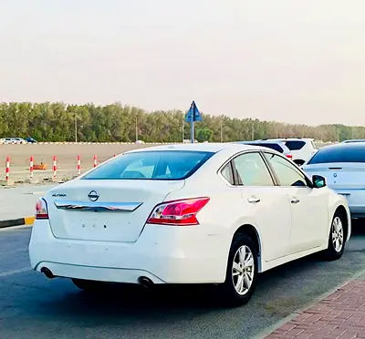 2015 Nissan ALTIMA — фото 4