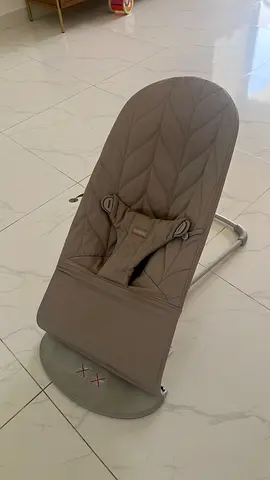 Babybjorn Baby bouncer / rocker seat - neutral beige, good condition