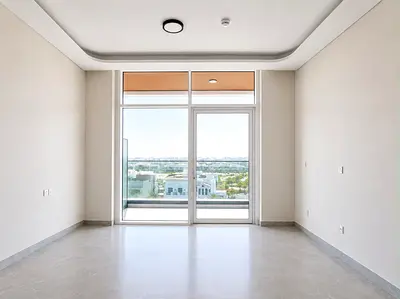 High Floor | Corner & Large Layout | Pool & Community View