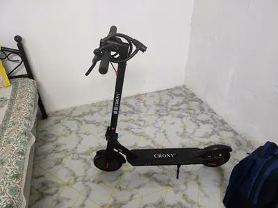 Crony electric scooter - foldable, Excellent condition