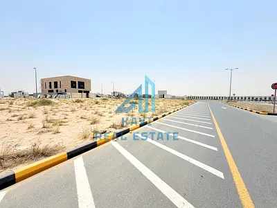 Freehold/ Corner/ Below Market for Sales/ Tilal City