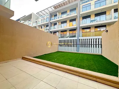 Offer 4BHK + Maid | Unfurnished | Book now