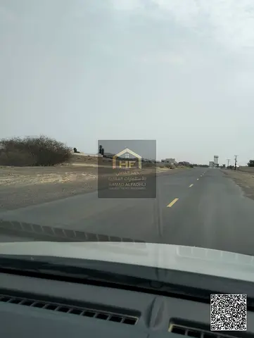 أرض سكنية للبيع في المنامة 5 | بسعر استثنائي 129,500 درهم | فرصة للبناء أو الاستثمار  الوصف: فرصة ممتازة وسعر استثنائي للبناء أو الاستثمار العقاري في
