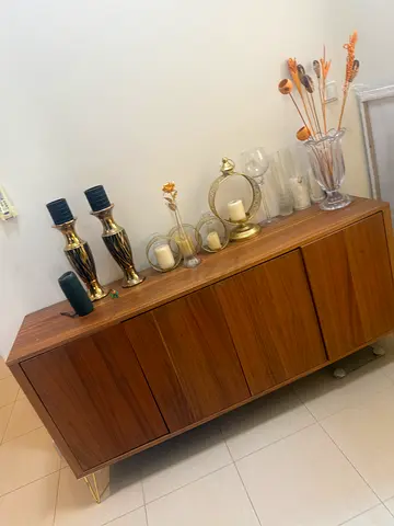 Mid-century Modern Low Sideboard / Media Console - Walnut Finish