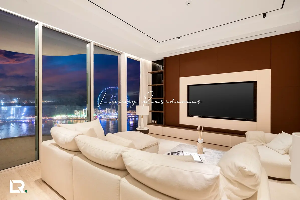 gallery-tour