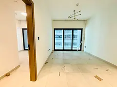 Lowest Rent just 63k 4 Cheque Next to CMC hospital Al Jaddaf