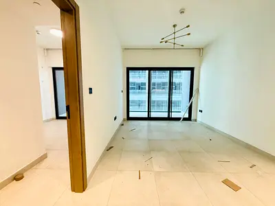 Lowest Rent just 63k 4 Cheque Next to CMC hospital Al Jaddaf