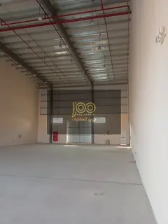 Industrial Warehouses for Rent – ​​Large Space and Prime Location