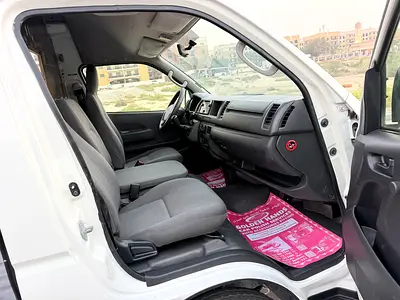 2015 Toyota HIACE 照片 13