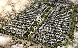 Spacious Townhouse | Green Community View