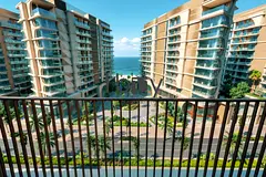Sea View | Top Floor | Near Amenities