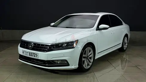 2017 Volkswagen Passat SE - American Specs - Excellent Condition